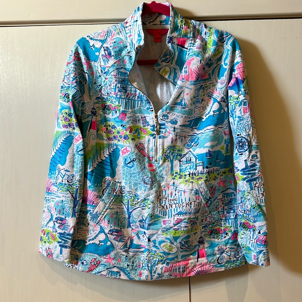 Lilly Pulitzer popover in Nantucket